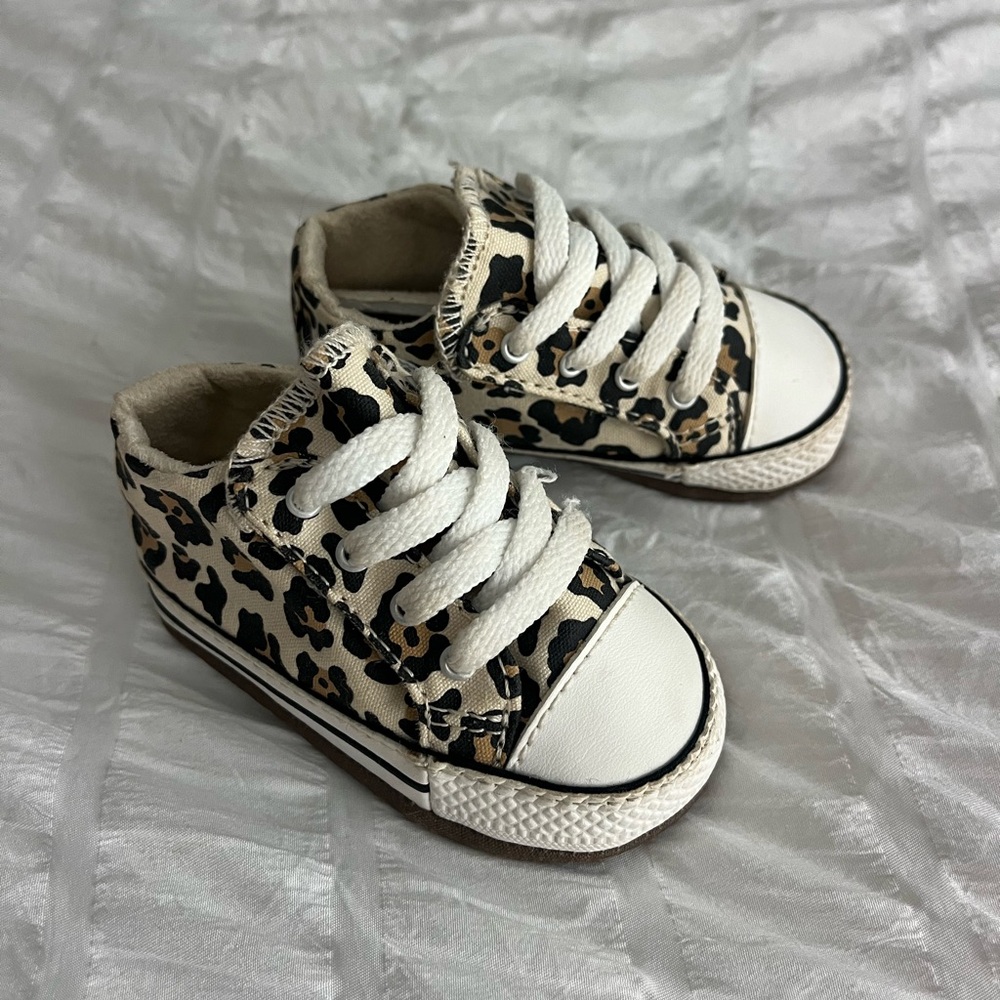 Converse All Star Leopard Print crib shoes NEW!